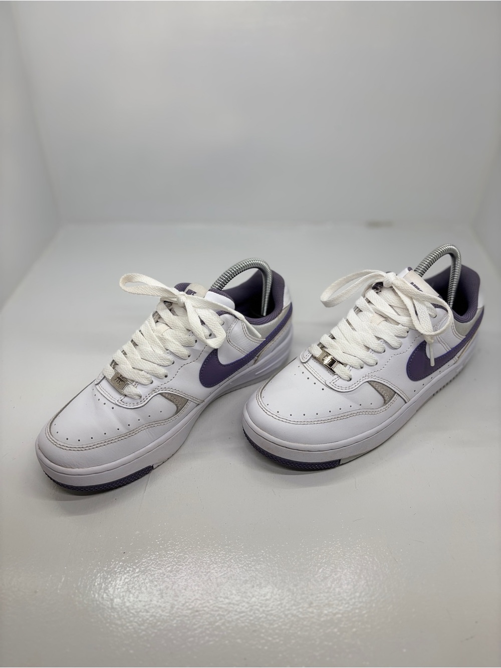 Nike Air Force 1 LV8 GS White Court Purple Sneakers Youth 8Y Women’s 9.5 - Picture 2 of 13